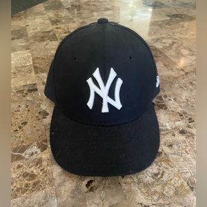 New Era 59Fifty Yankees SnapBack (Youth size)